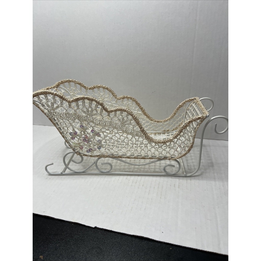Vintage Crocheted Christmas Sleigh, Centerpiece, Ornament, Decoration, Doily